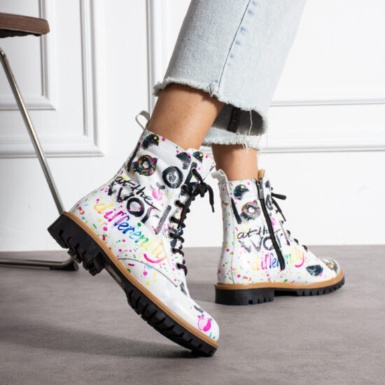 Дамски кубинки естествена кожа бели с връзки и цип / /