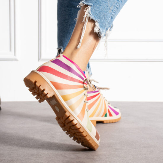 Дамски боти естествена кожа ниски бежови с връзки / / Дамски боти естествена кожа ниски бежови с връзки / /