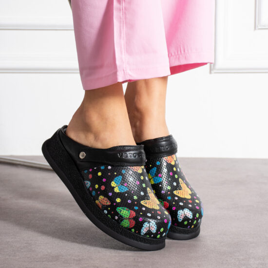 Черно анатомично сабо от естествена кожа с каишка / / Черно анатомично сабо от естествена кожа с каишка / /