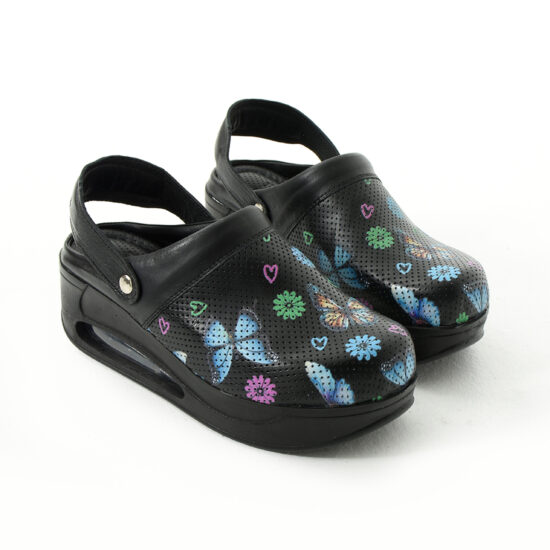 Анатомично кожено сабо на платформа с каишка / /