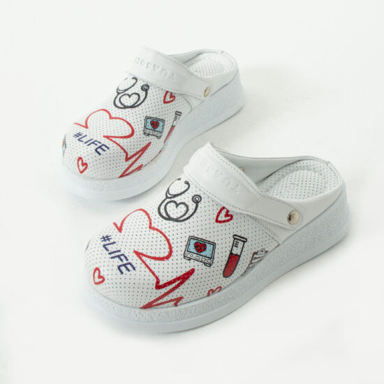 Бяло медицинско анатомично сабо от естествена кожа / /