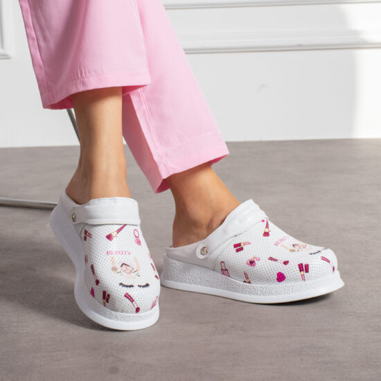 Бяло анатомично сабо от естествена кожа с каишка / / Бяло анатомично сабо от естествена кожа с каишка / /