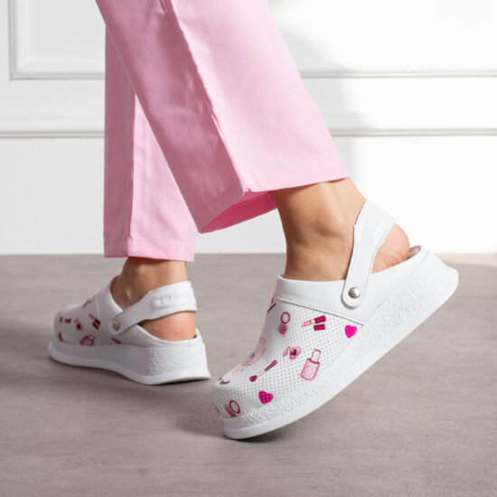 Бяло анатомично сабо от естествена кожа с каишка / / Бяло анатомично сабо от естествена кожа с каишка / /