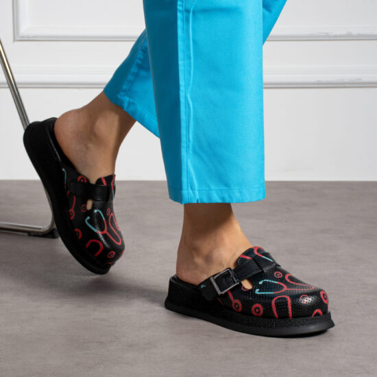 Анатомични медицински чехли от естествена кожа / / Анатомични медицински чехли от естествена кожа / /