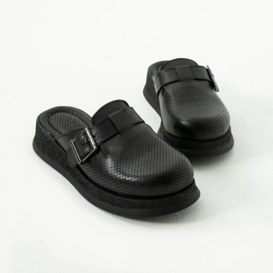 Черно анатомично сабо от естествена кожа / /