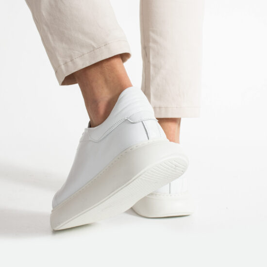 Мъжки бели кецове от естествена кожа / / Мъжки бели кецове от естествена кожа / /