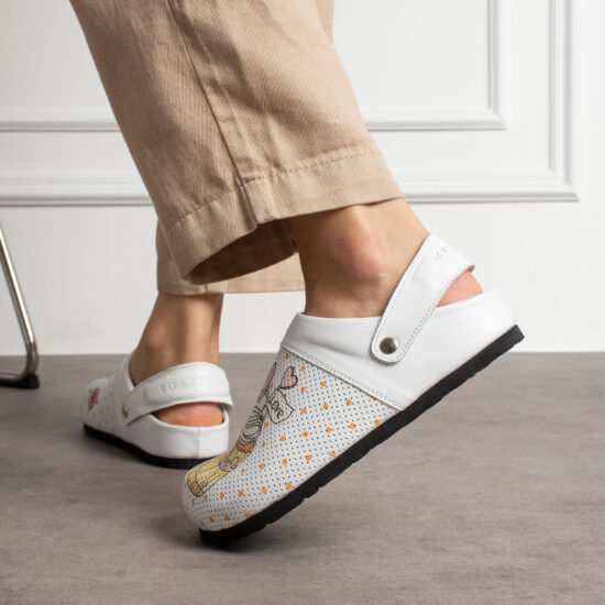 Дамски ортопедични чехли от естествена кожа / / Дамски ортопедични чехли от естествена кожа / /