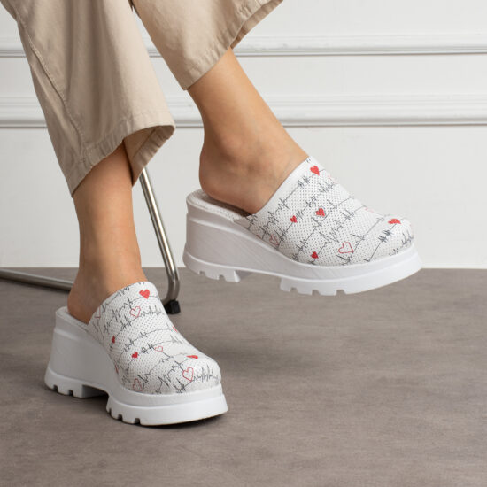 Дамско сабо на платформа от естествена кожа / /