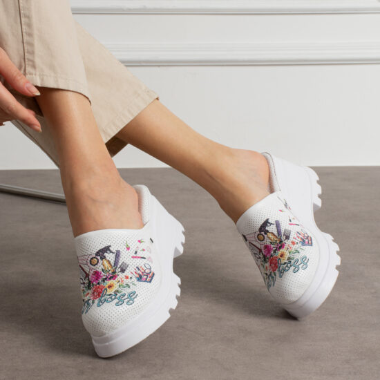 Дамско сабо на платформа от естествена кожа / / Дамско сабо на платформа от естествена кожа / /