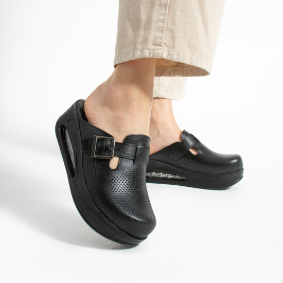 Анатомични черни чехли от естествена кожа / /