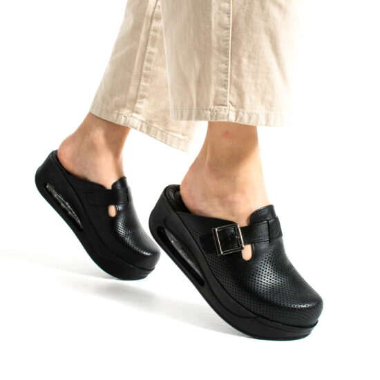 Анатомични черни чехли от естествена кожа / /