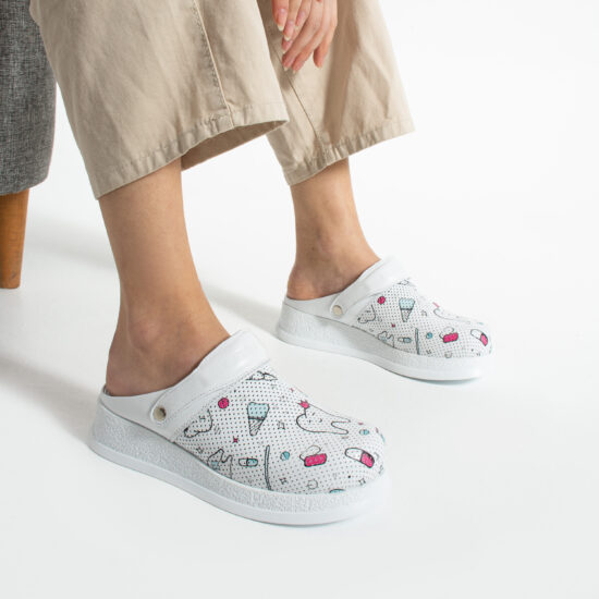 Професионално работно сабо за зъболекари от естествена кожа / / Професионално работно сабо за зъболекари от естествена кожа / /