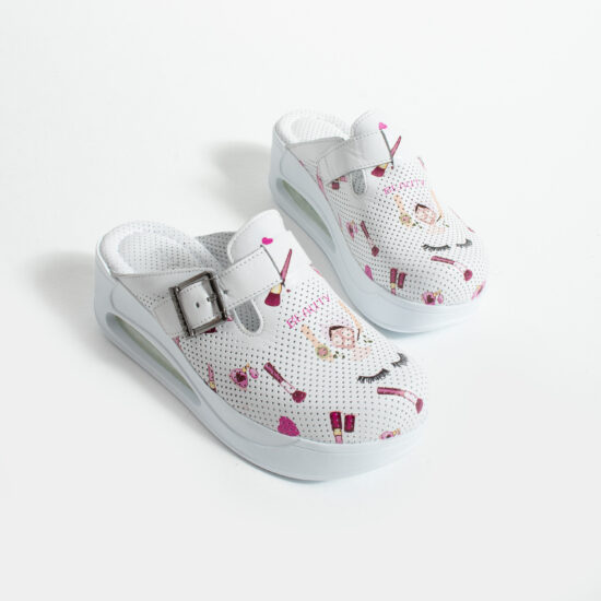 Бяло анатомично сабо от естествена кожа с платформа за козметици / /