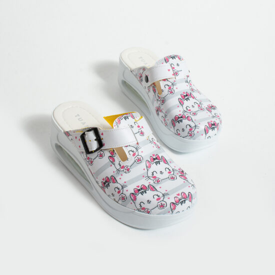 Дамско цветно анатомично работно сабо на платформа / / Дамско цветно анатомично работно сабо на платформа / /