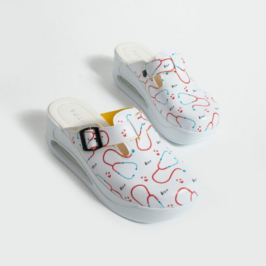 Дамско медицинско работно сабо на платформа / / Дамско медицинско работно сабо на платформа / /