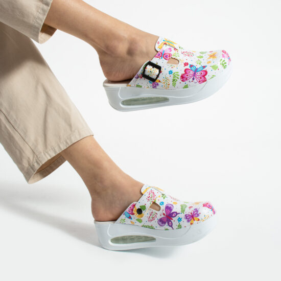 Дамско цветно анатомично работно сабо на платформа / / Дамско цветно анатомично работно сабо на платформа / /