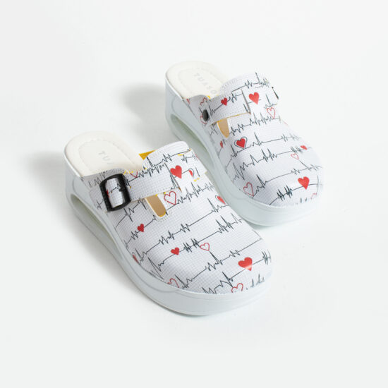 Дамско медицинско работно сабо на платформа / / Дамско медицинско работно сабо на платформа / /