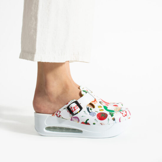 Дамско анатомично работно сабо за кухня на платформа / / Дамско анатомично работно сабо за кухня на платформа / /