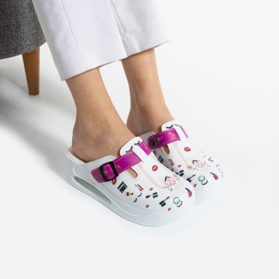 Дамско анатомично работно сабо на платформа за козметик / / Дамско анатомично работно сабо на платформа за козметик / /