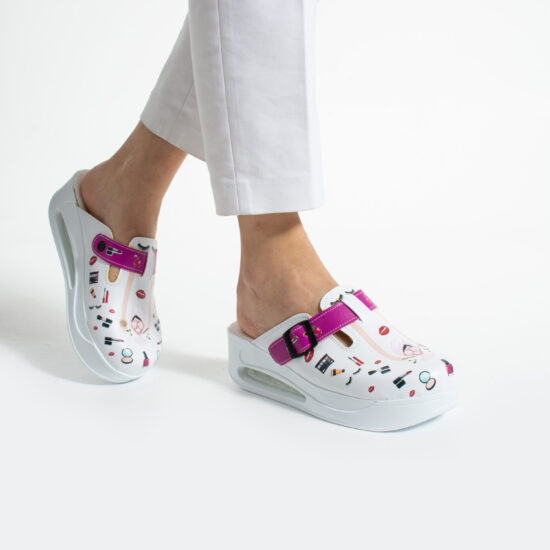 Дамско анатомично работно сабо на платформа за козметик / / Дамско анатомично работно сабо на платформа за козметик / /