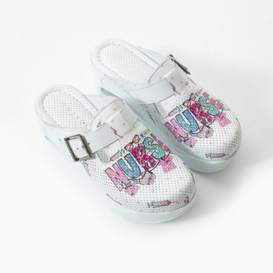 Анатомични медицински чехли от естествена кожа с платформа / /