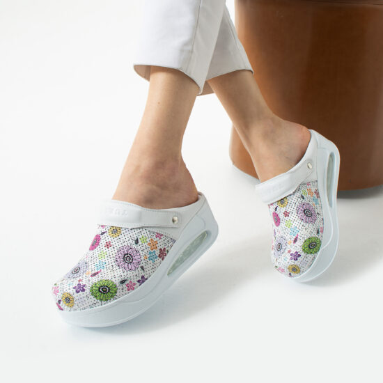 Анатомично работно сабо от естествена кожа с платформа / /