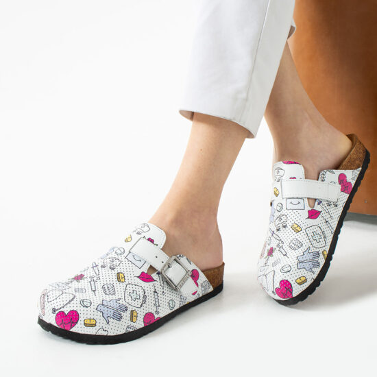 Медицински ортопедични чехли от естествена кожа / / Медицински ортопедични чехли от естествена кожа / /