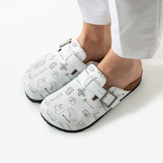 Медицински ортопедични чехли от естествена кожа / / Медицински ортопедични чехли от естествена кожа / /