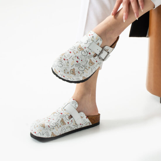 Медицински ортопедични чехли от естествена кожа / / Медицински ортопедични чехли от естествена кожа / /