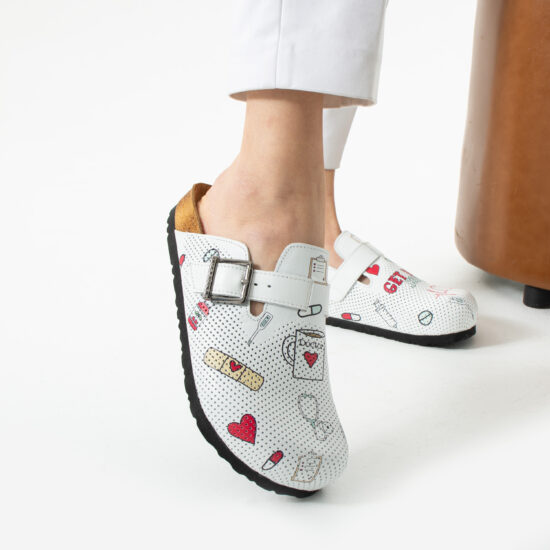 Медицински ортопедични чехли от естествена кожа / / Медицински ортопедични чехли от естествена кожа / /