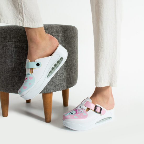 Дамско цветно анатомично работно сабо на платформа / / Дамско цветно анатомично работно сабо на платформа / /