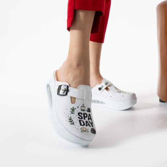 Дамско анатомично сабо на платформа за СПА / / Дамско анатомично сабо на платформа за СПА / /