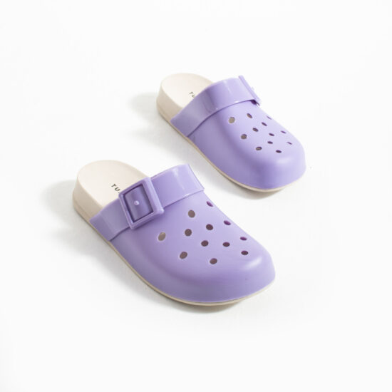 Лилави дамски гумени чехли сабо с дупки / / Лилави дамски гумени чехли сабо с дупки / /