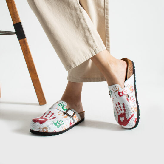 Дамски ортопедични чехли от естествена кожа / /