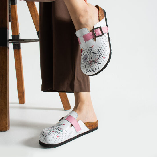 Дамски ортопедични чехли от естествена кожа / /