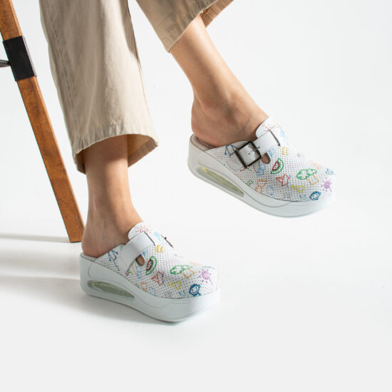 Цветни анатомични чехли от естествена кожа на платформа Анатомични чехли на платформа Детска градина 2 Alternative view of Цветни анатомични чехли от естествена кожа на платформа