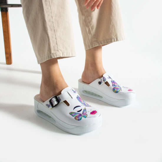 Дамско цветно анатомично работно сабо на платформа / / Дамско цветно анатомично работно сабо на платформа / /