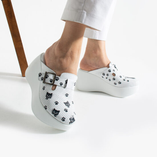 Дамски анатомични чехли на платформа от естествена кожа / / Дамски анатомични чехли на платформа от естествена кожа / /