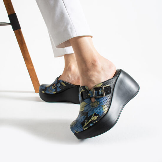 Alternative view of Дамски анатомични чехли на платформа от естествена кожа