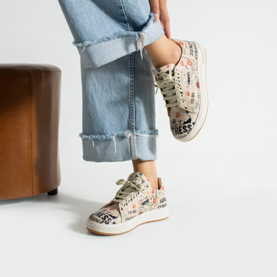 Анатомични дамски кецове от естествена кожа / /