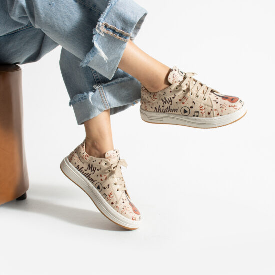 Анатомични дамски кецове от естествена кожа / /