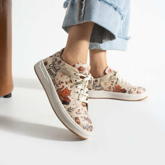 Анатомични дамски кецове от естествена кожа / /