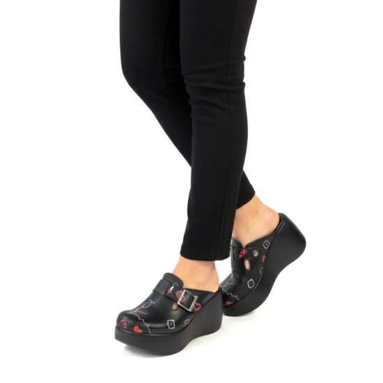 Черни анатомични медицински чехли на платформа от естествена кожа / / Черни анатомични медицински чехли на платформа от естествена кожа / /