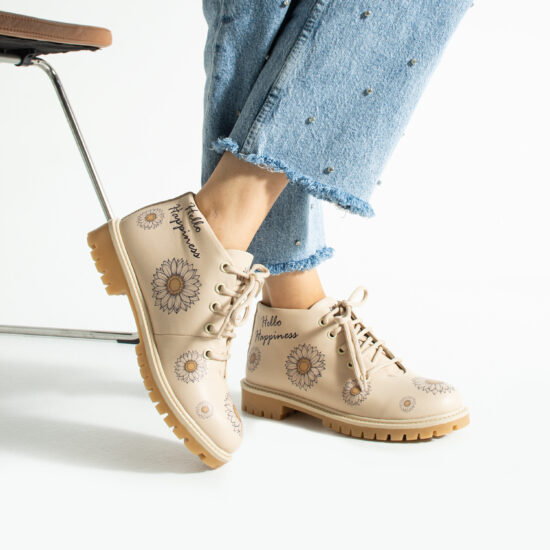 Дамски къси бежови боти от естествена кожа до глезена / / Дамски къси бежови боти от естествена кожа до глезена / /