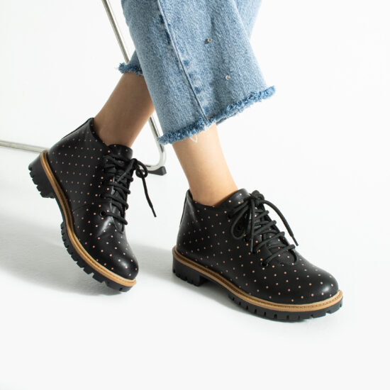 Дамски къси черни боти от естествена кожа до глезена / / Дамски къси черни боти от естествена кожа до глезена / /