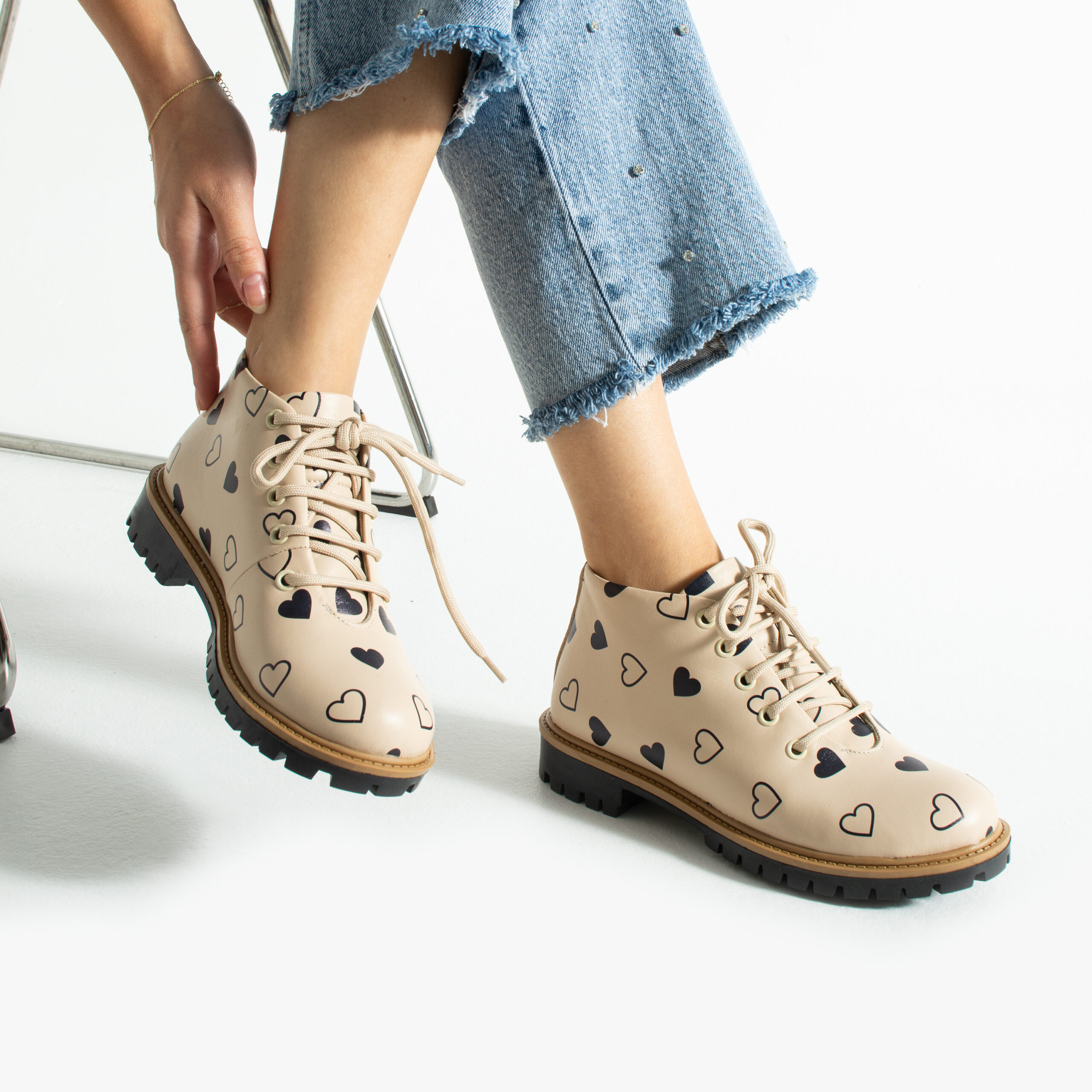 Дамски къси бежови боти от естествена кожа до глезена Дамски боти 12 Дамски къси бежови боти от естествена кожа до глезена - Image 2