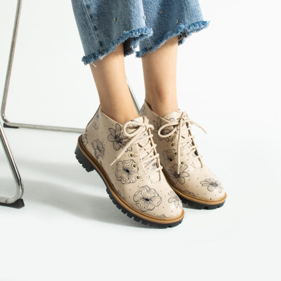 Дамски къси бежови боти от естествена кожа до глезена / / Дамски къси бежови боти от естествена кожа до глезена / /