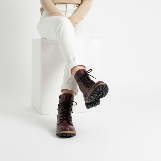 Дамски кубинки естествена кожа с цип в цвят бордо / / Дамски кубинки естествена кожа с цип в цвят бордо / /