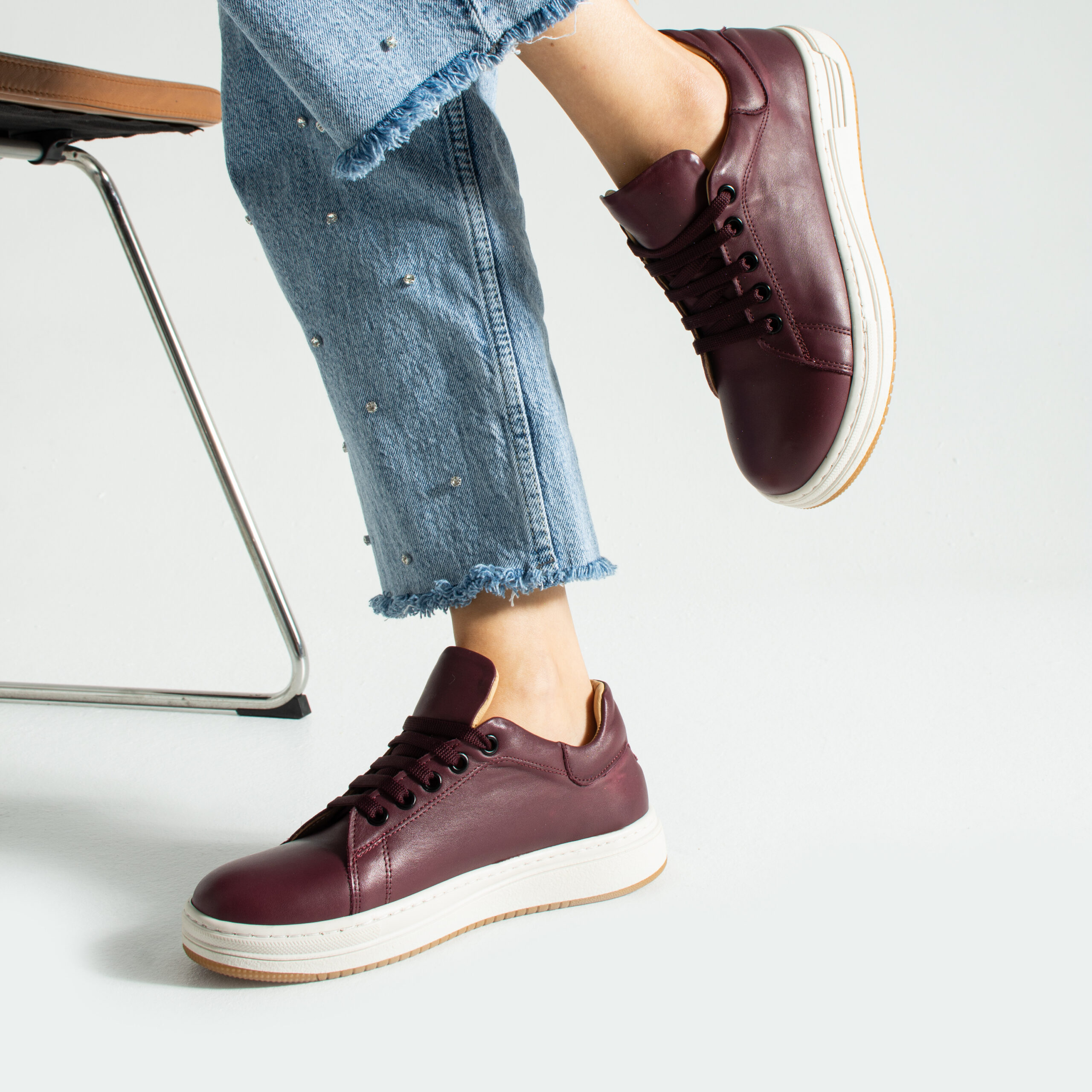 Дамски анатомични кецове от естествена кожа в цвят бордо Дамски кецове и сникърси 14 Дамски анатомични кецове от естествена кожа в цвят бордо - Image 4