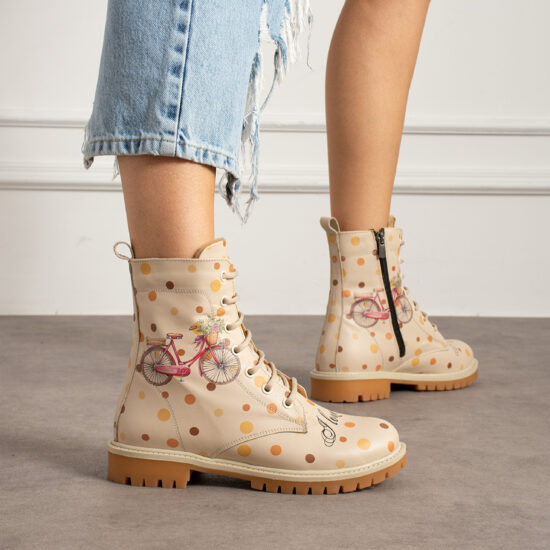 Бяло медицинско анатомично сабо на платформа / / Бяло медицинско анатомично сабо на платформа / /